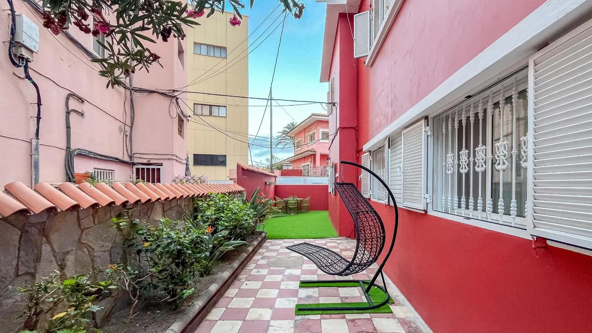 הוילה לאס פאלמס דה גראן קנאריה The Red House - 3Br With Private Terrace 0*,  ספרד