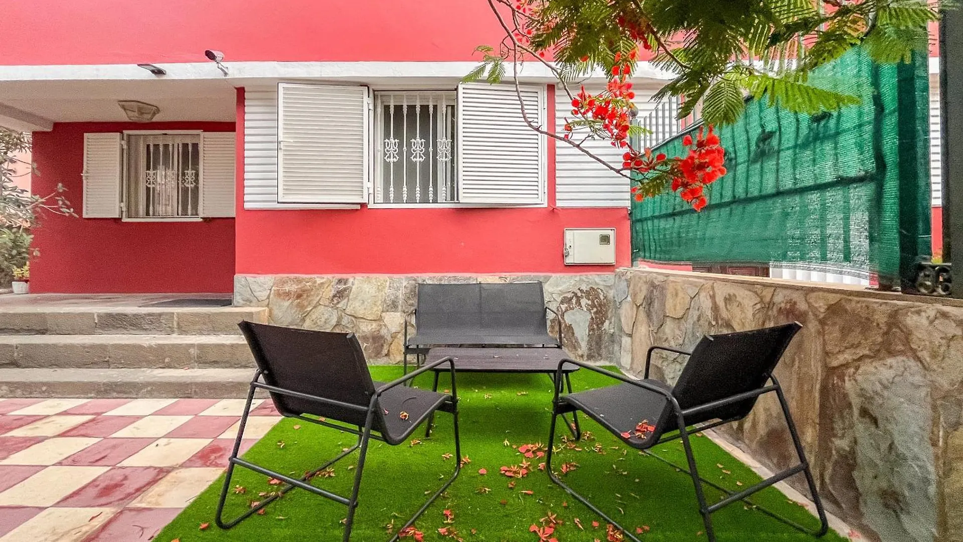 הוילה לאס פאלמס דה גראן קנאריה The Red House - 3Br With Private Terrace